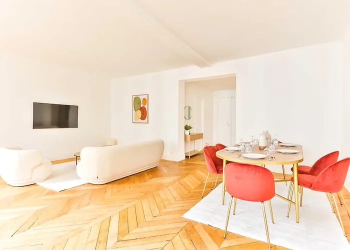 Spacious Apt - 2Br-4P - Montmartre-Moulin Rouge